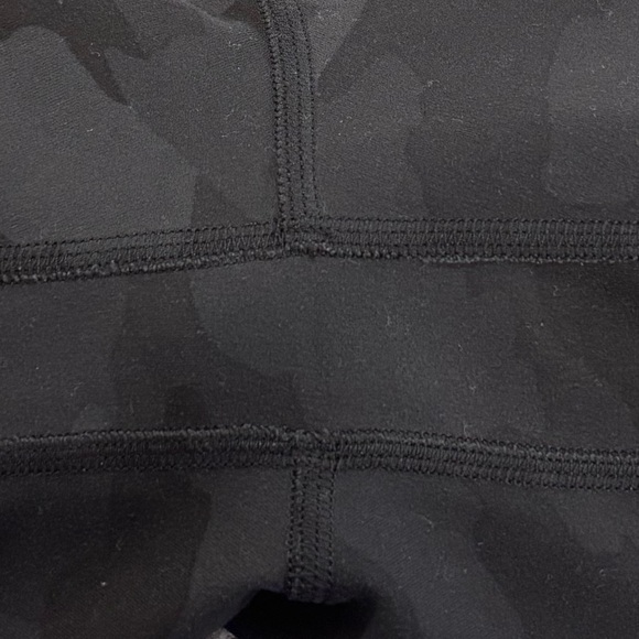 Lululemon Align Super High Rise Shorts 6" In Heritage 365 Camo Size 12 - Picture 4 of 5